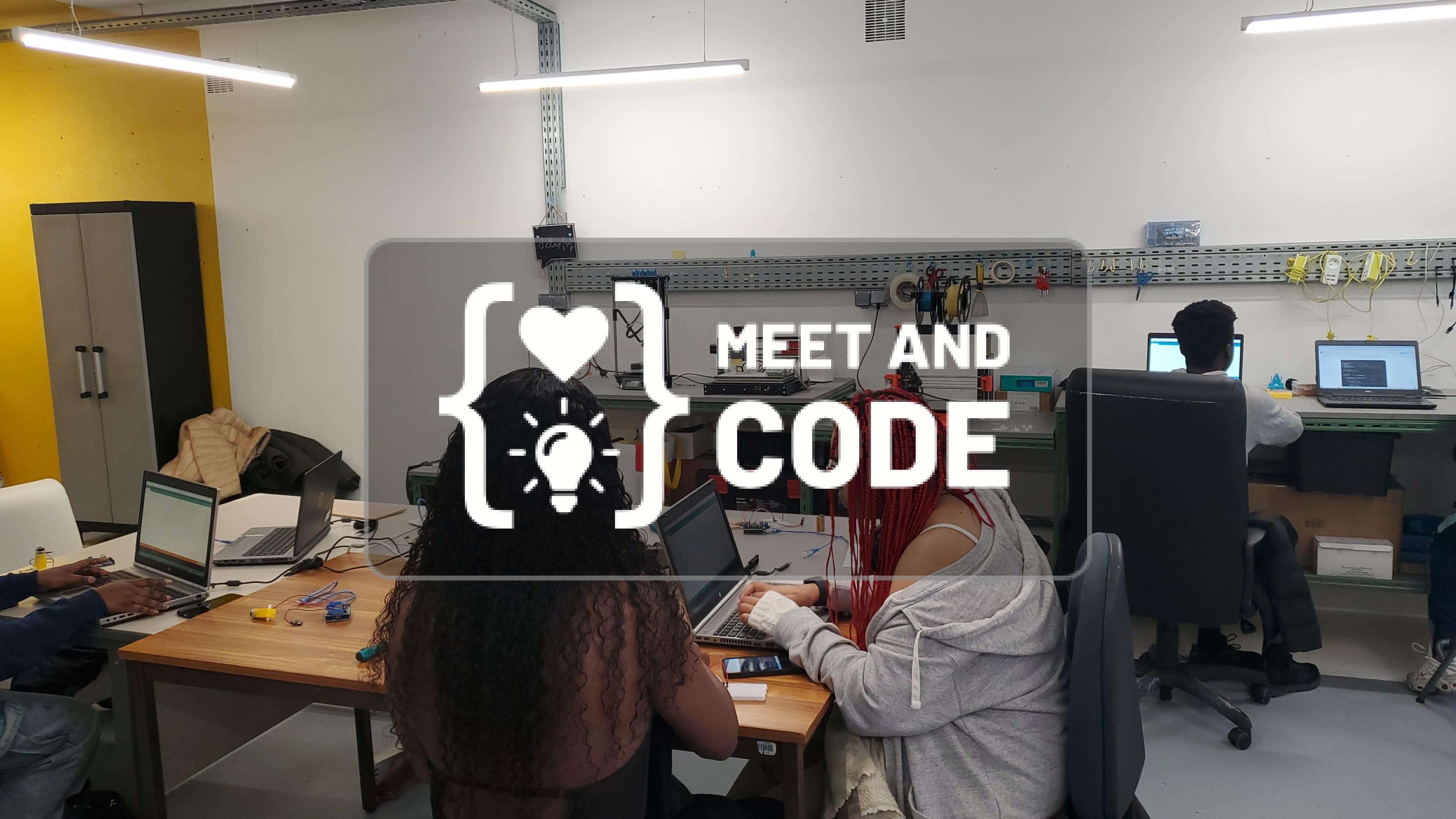 Réalisation d'une installation interactive autour de l'intelligence artificielle générative avec les jeunes de la Mission Locale de Toulouse