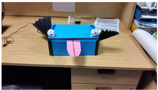 Meet and Code Box Monster - using microbits